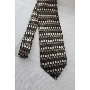 COVINGTON Silk Necktie, Taupe Geometric, 3.75 X 59 Inches